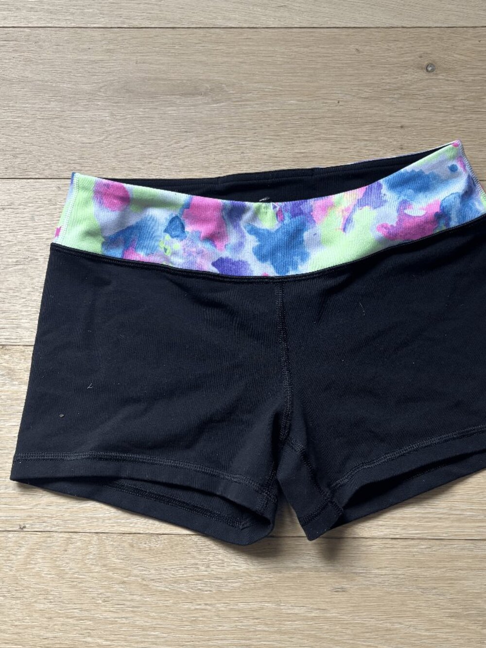 Ivivva Lululemon Athletic Running Shorts Rhythmic Reversible Pull On Girls 14